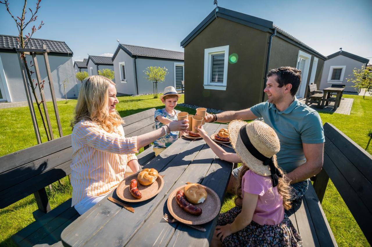 Scandi Village ซาตอร์ ภายนอก รูปภาพ